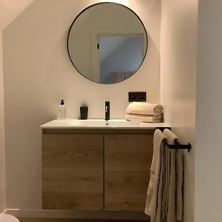 Alojamento de Acomodação e Pequeno-almoço Mangee 3*